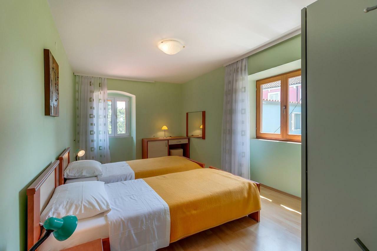 Apartmani Rukonic Aleksandar เนเรซีน ภายนอก รูปภาพ